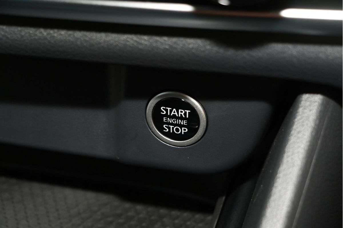 2025 Nissan QASHQAI ST J12
