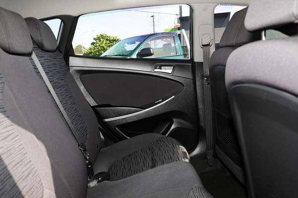 2015 Hyundai Accent Active RB3