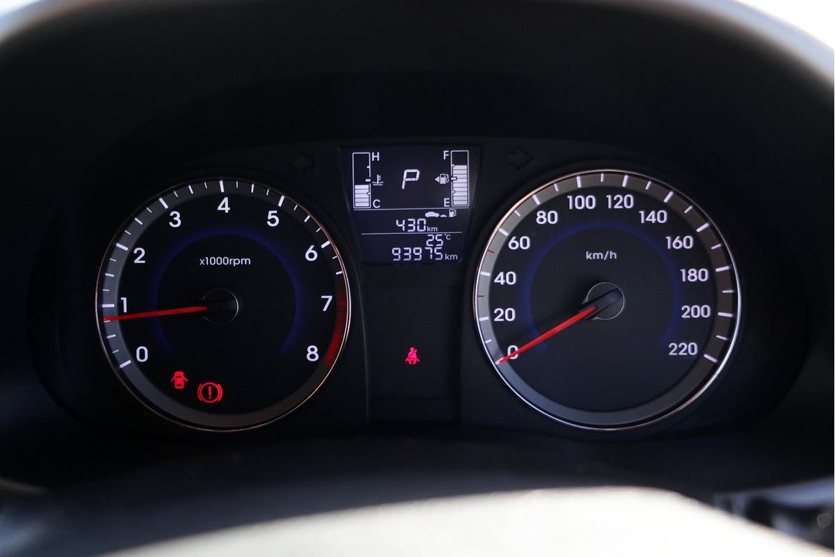 2015 Hyundai Accent Active RB3