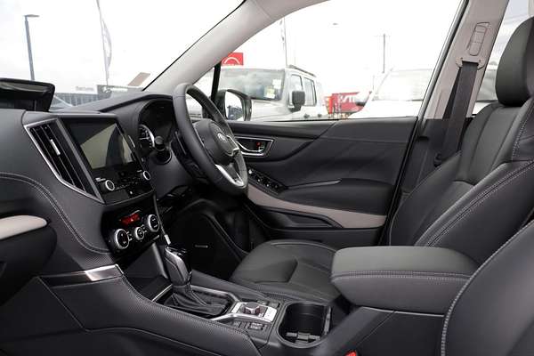 2024 Subaru Forester 2.5i-S S5