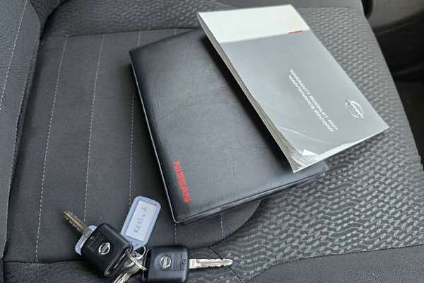 2011 Nissan Navara ST-X D40 4X4