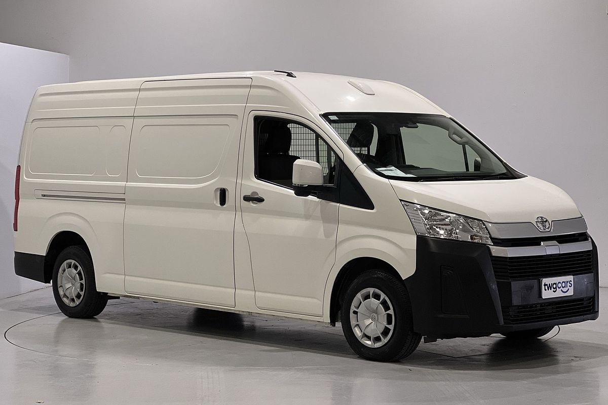 2022 Toyota Hiace GDH320R