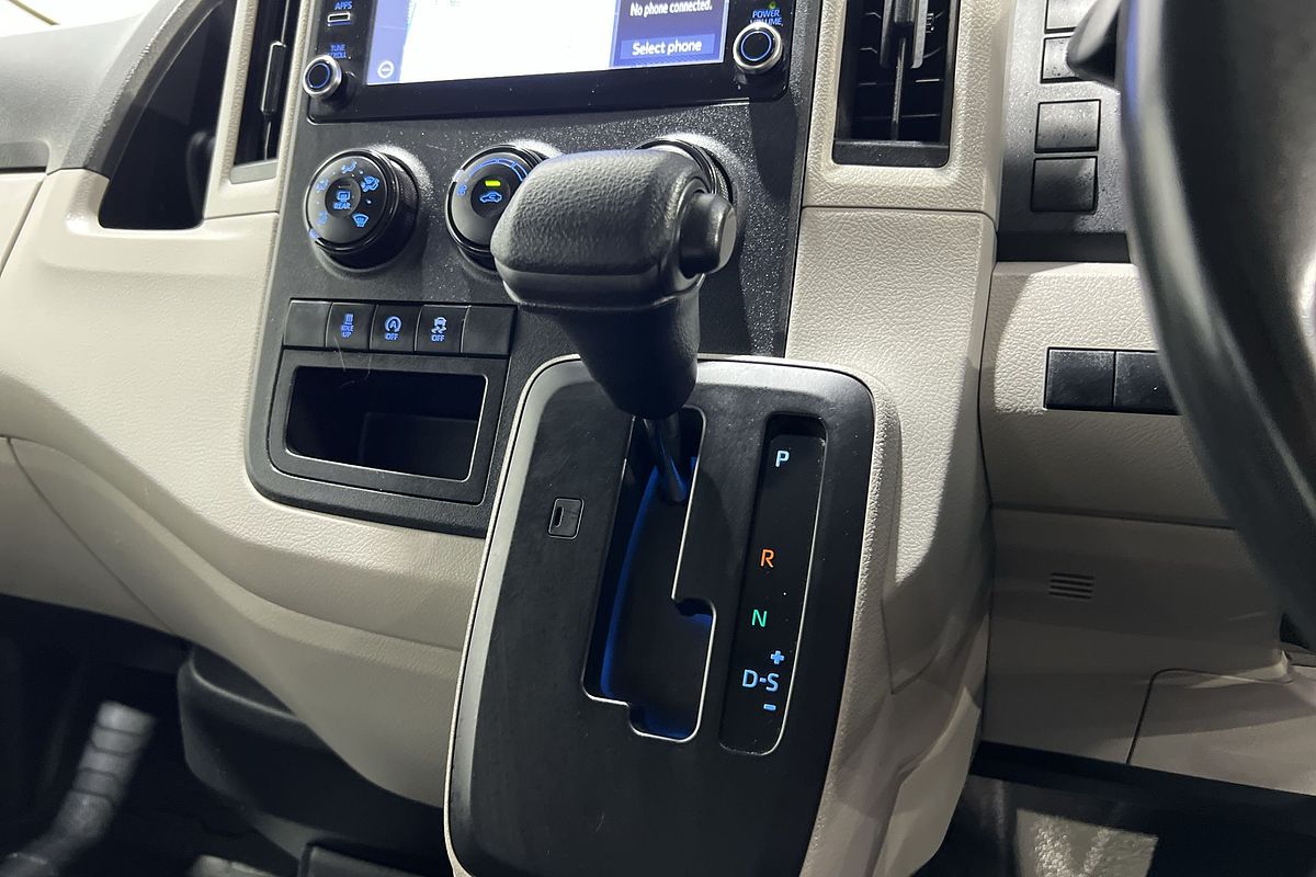 2022 Toyota Hiace GDH320R