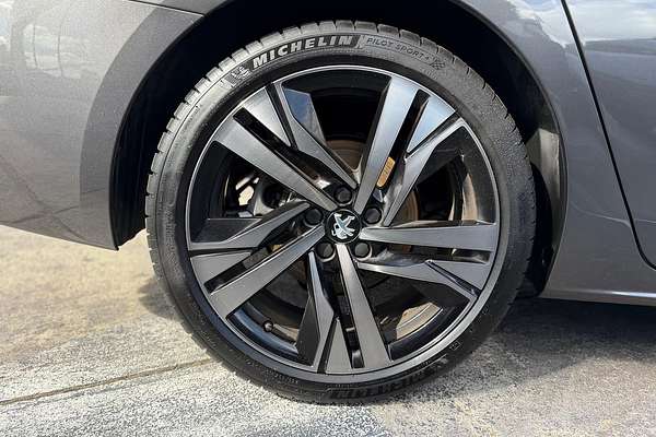 2022 Peugeot 508 GT R8