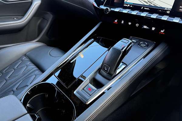 2022 Peugeot 508 GT R8
