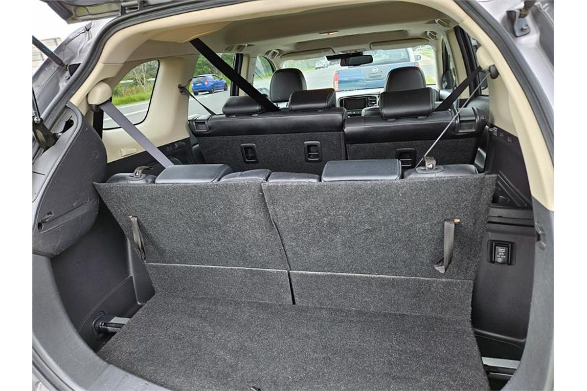2017 Mitsubishi Outlander Exceed ZK