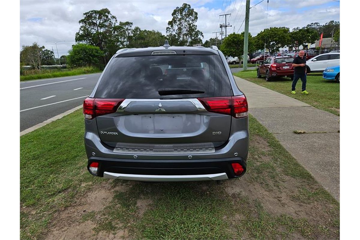 2017 Mitsubishi Outlander Exceed ZK