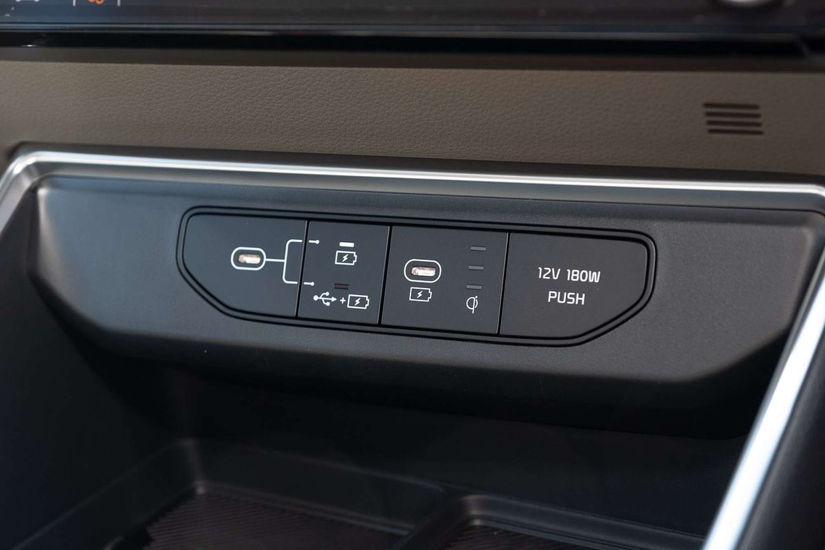 2024 Kia Carnival GT-Line HEV KA4 PE