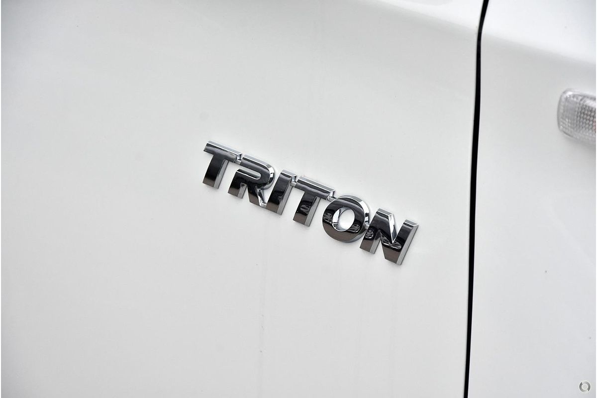 2023 Mitsubishi Triton GLX MR 4X4