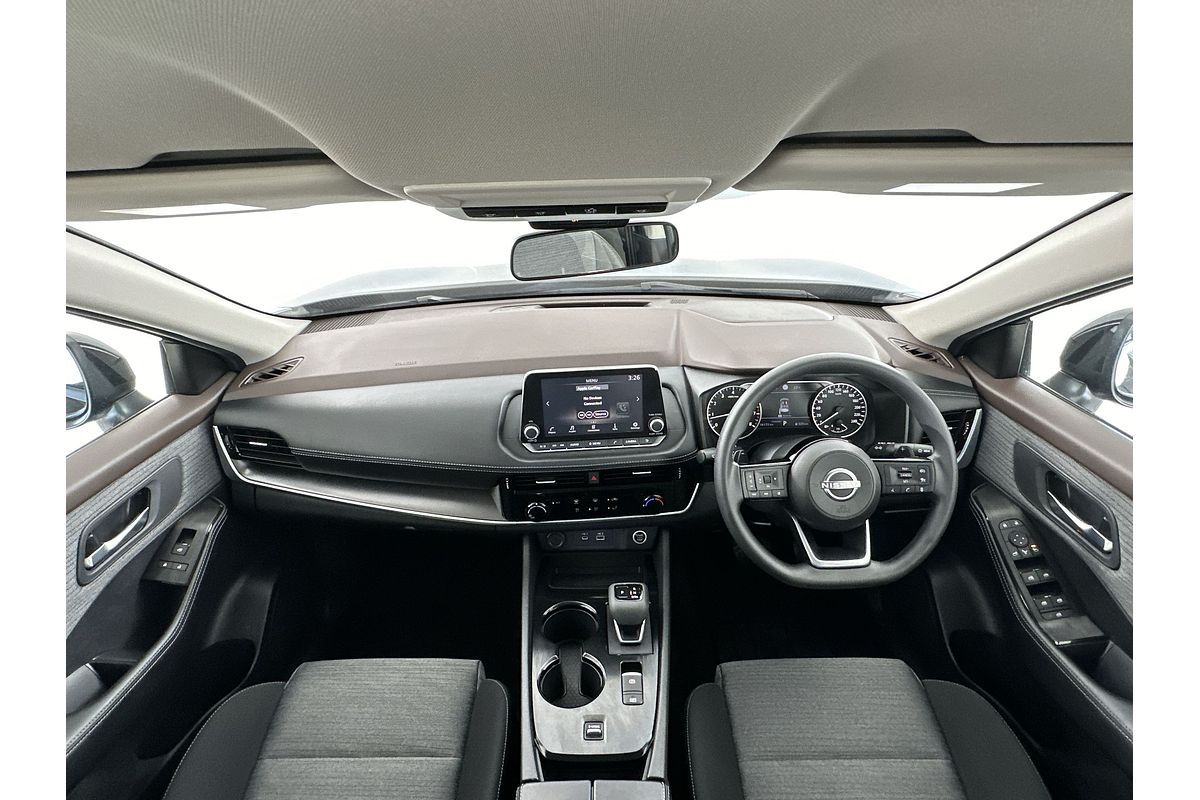 2024 Nissan X-TRAIL ST T33