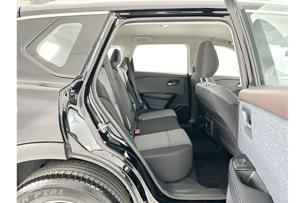 2024 Nissan X-TRAIL ST T33