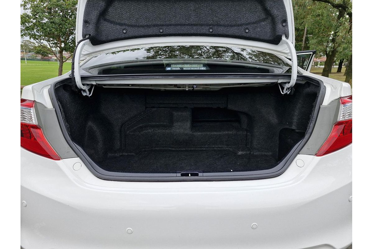 2013 Toyota Camry Hybrid H AVV50R