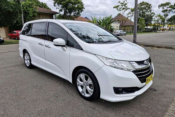 2014 Honda Odyssey VTi 5th Gen