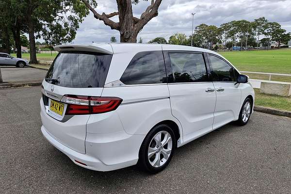 2014 Honda Odyssey VTi 5th Gen