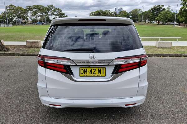 2014 Honda Odyssey VTi 5th Gen