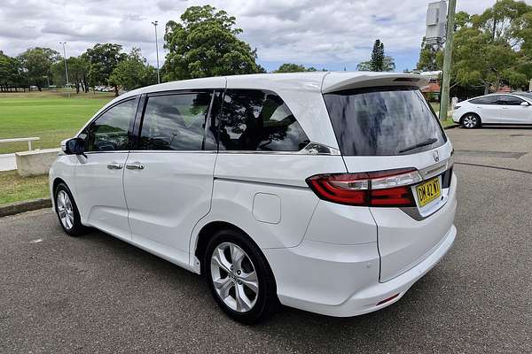 2014 Honda Odyssey VTi 5th Gen