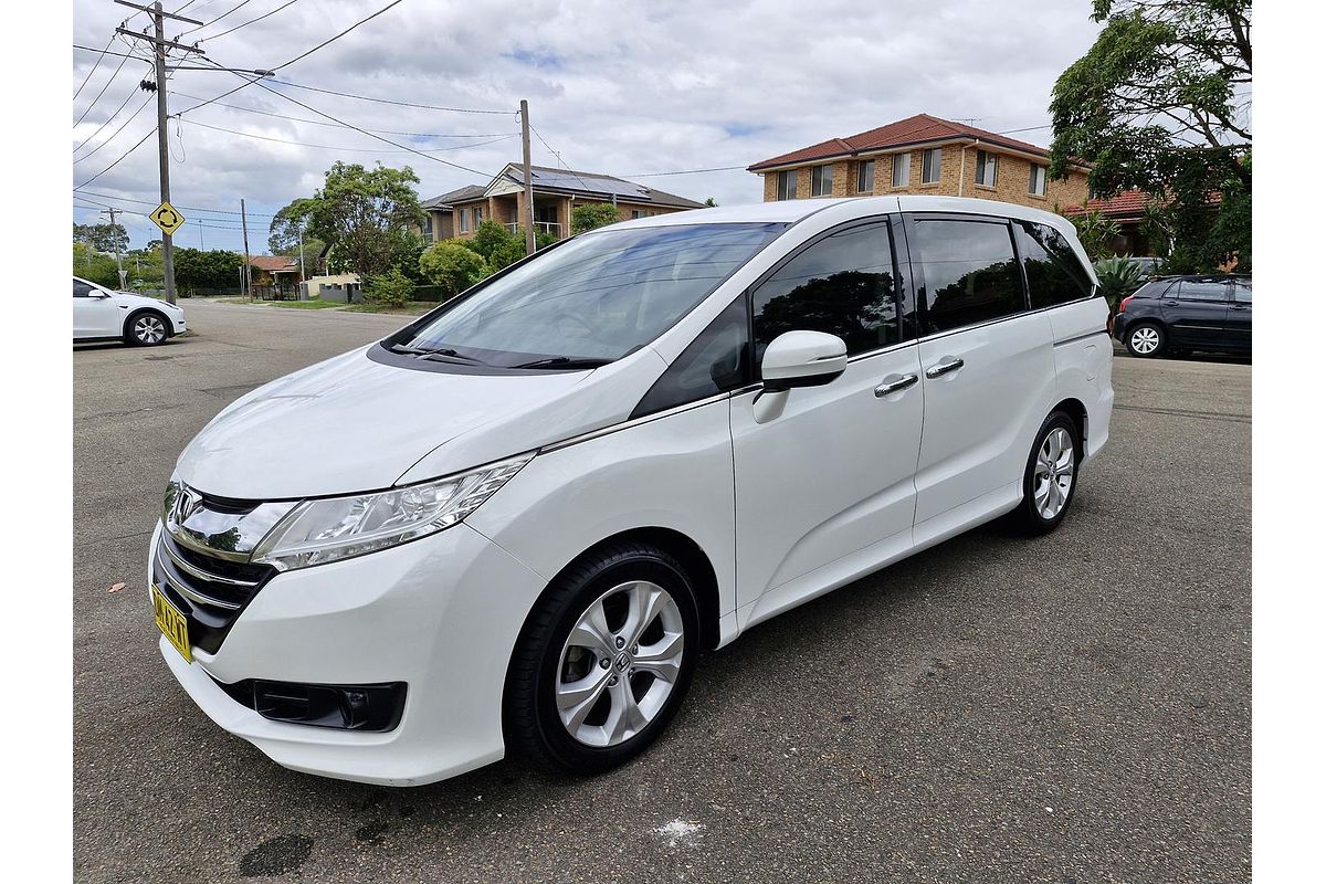 2014 Honda Odyssey VTi 5th Gen