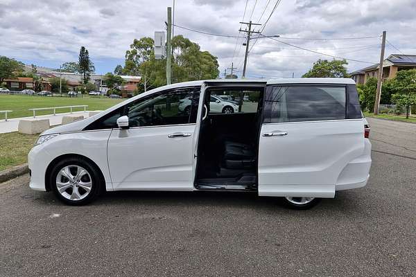 2014 Honda Odyssey VTi 5th Gen