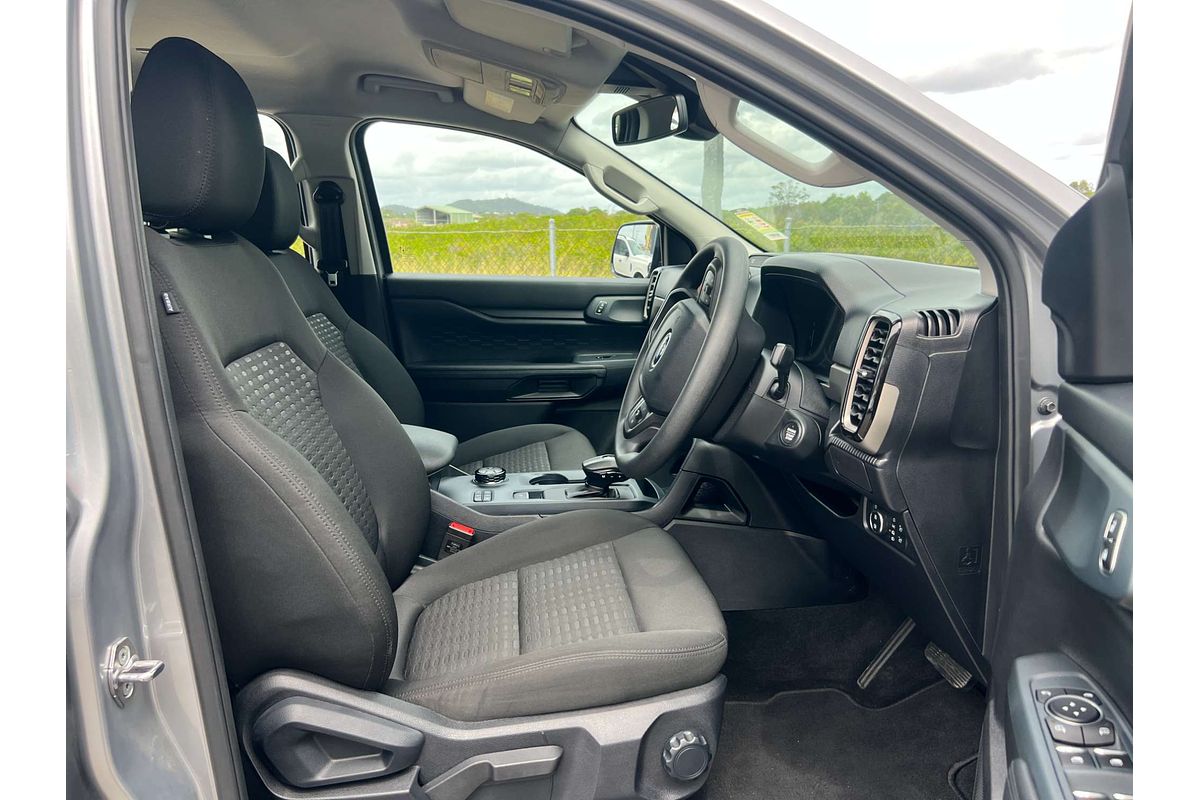 2024 Ford Everest Ambiente