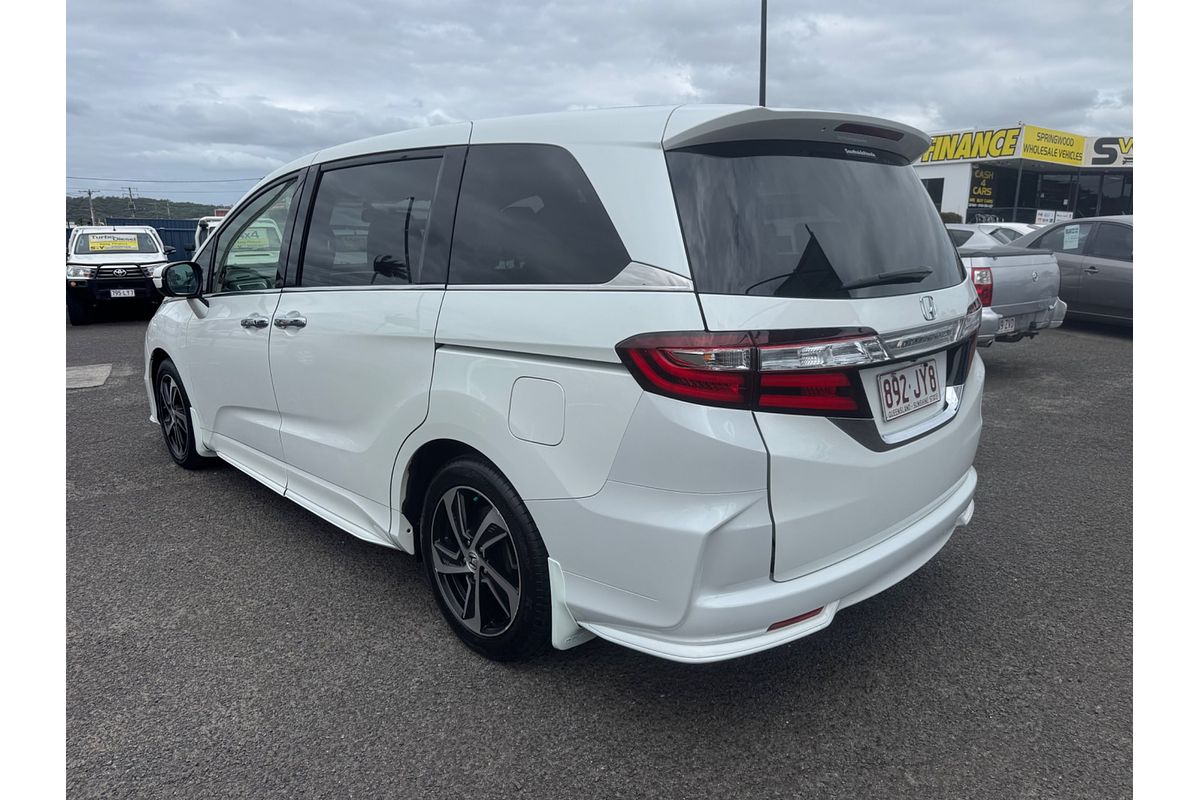2017 Honda Odyssey VTi-L 5th Gen