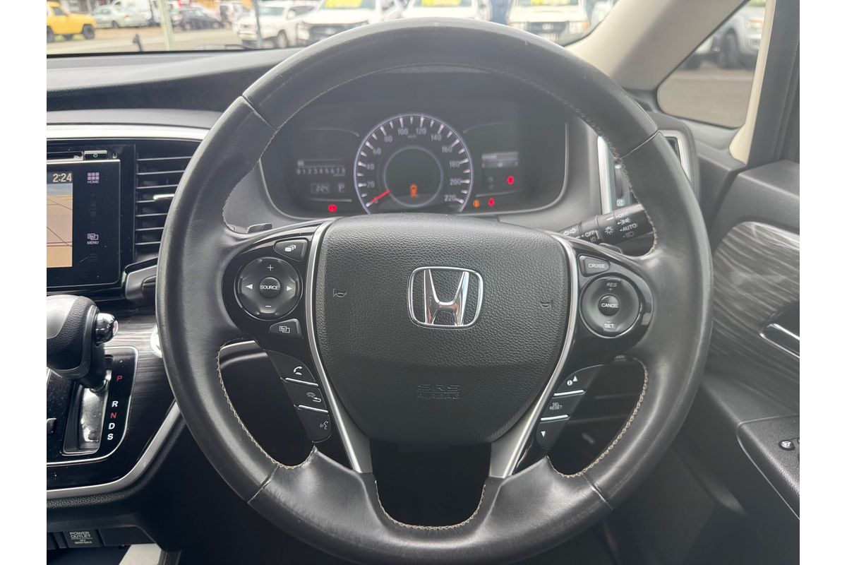 2017 Honda Odyssey VTi-L 5th Gen