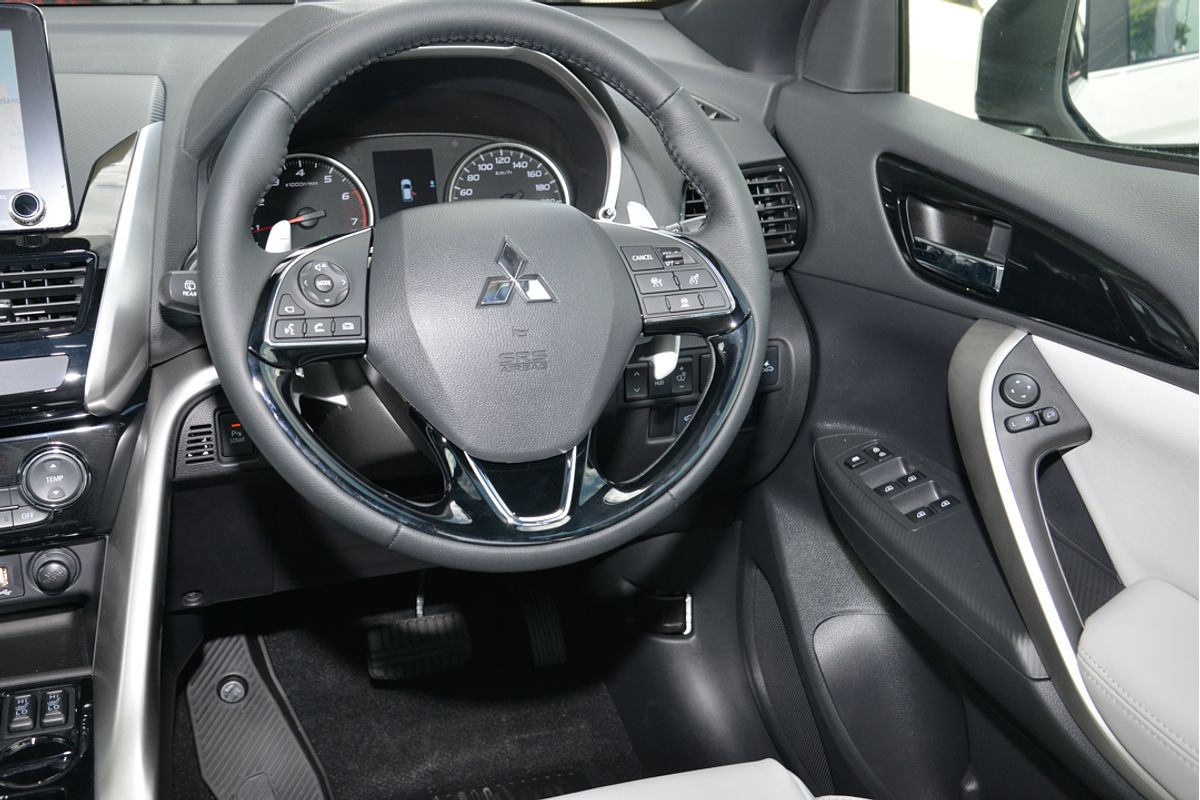 2024 Mitsubishi Eclipse Cross Exceed YB