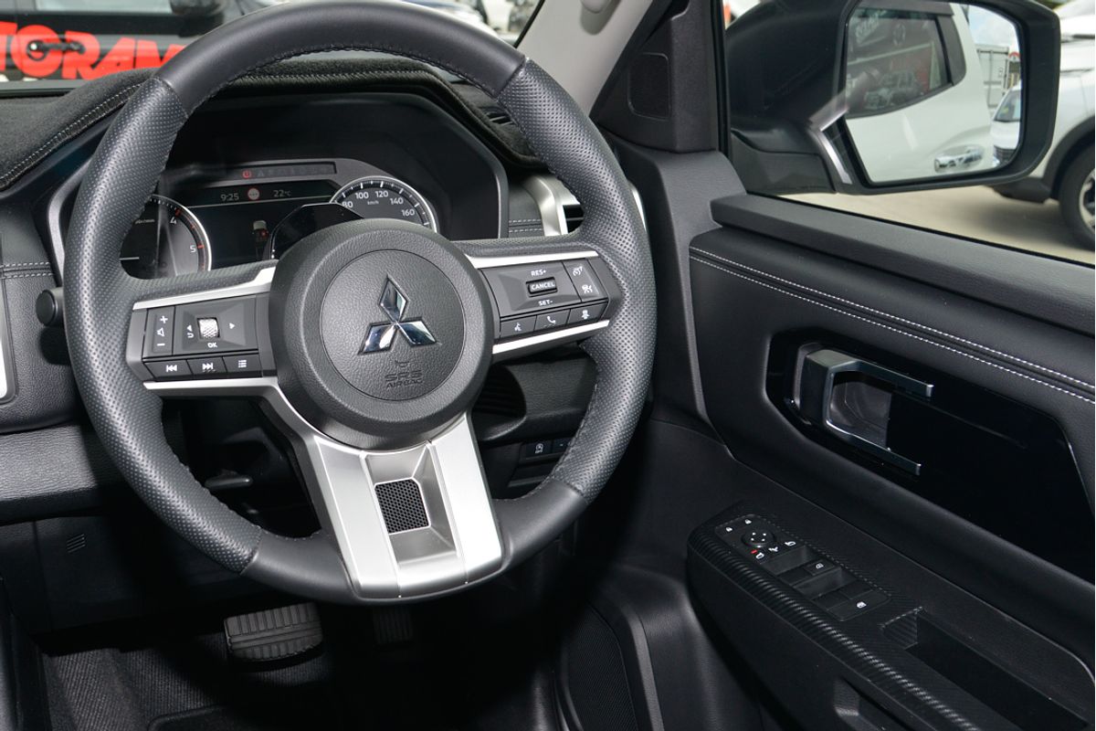 2024 Mitsubishi Triton GLS MV 4X4