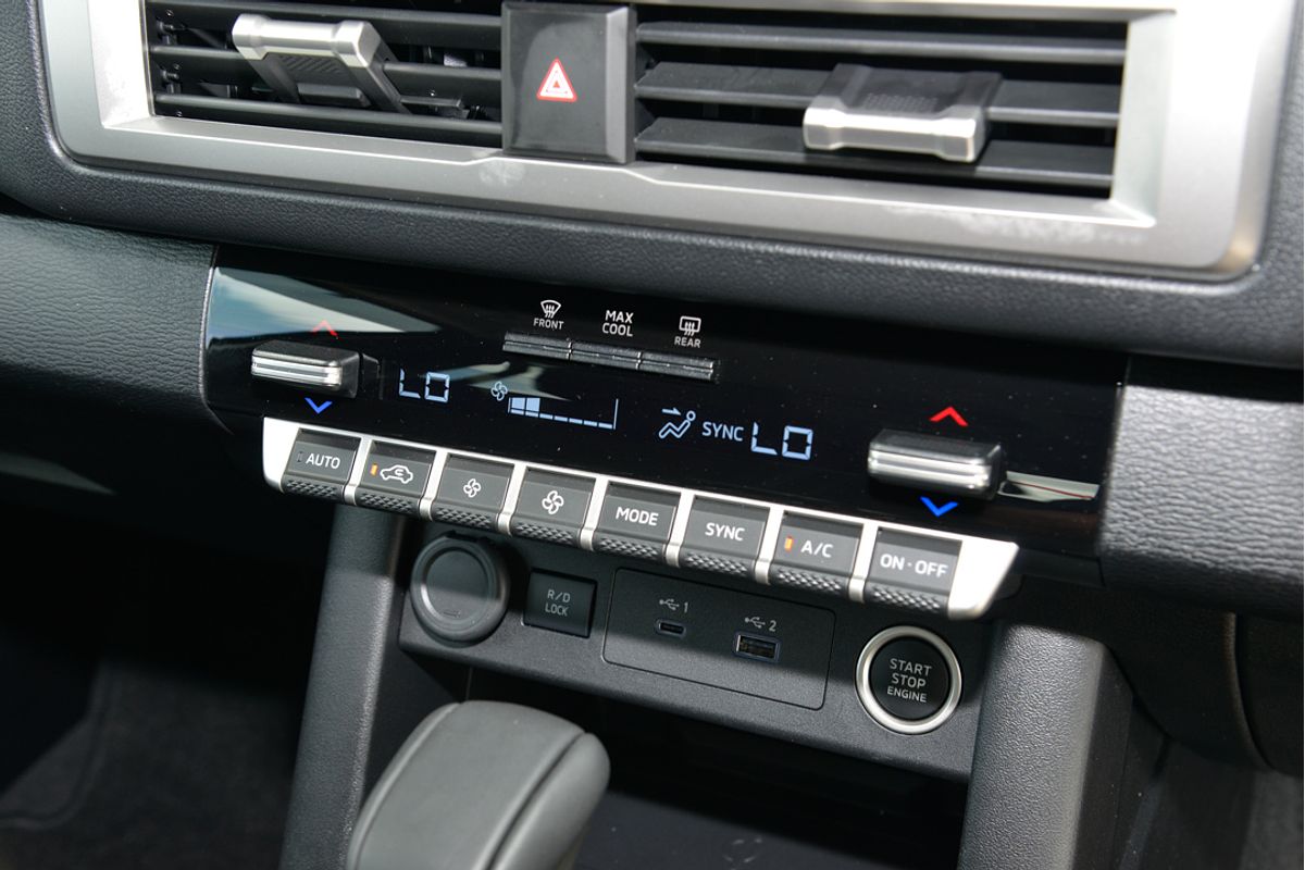 2024 Mitsubishi Triton GLS MV 4X4