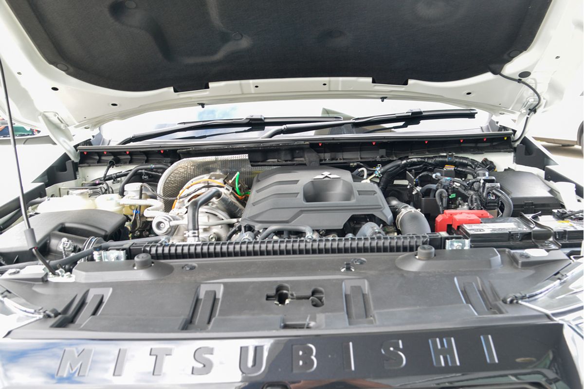 2024 Mitsubishi Triton GLS MV 4X4