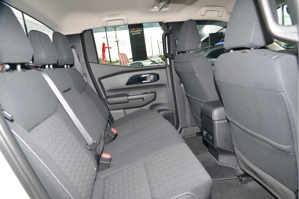 2024 Mitsubishi Triton GLS MV 4X4