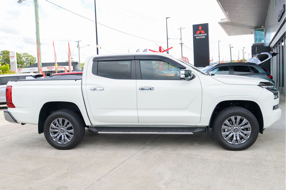 2024 Mitsubishi Triton GLS MV 4X4