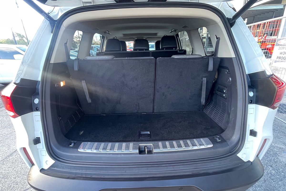 2022 LDV D90 Executive SV9A