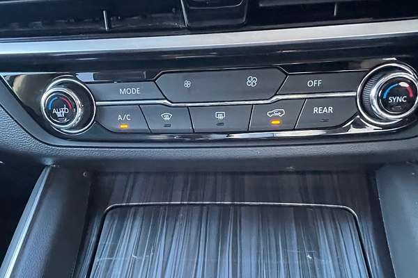 2022 LDV D90 Executive SV9A