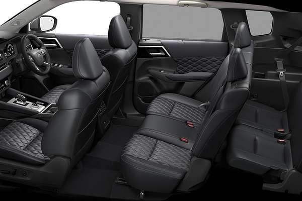 2024 Mitsubishi Outlander PHEV Exceed ZM