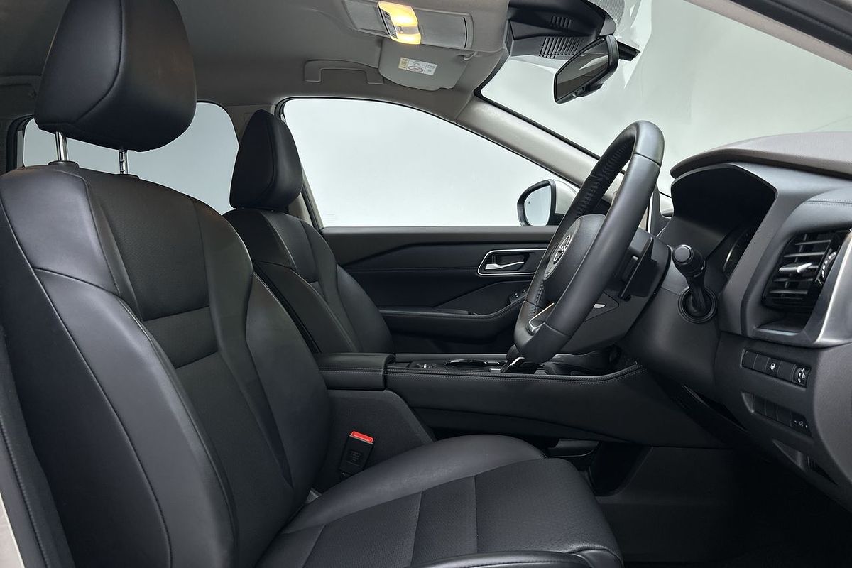 2023 Nissan X-TRAIL ST-L T33