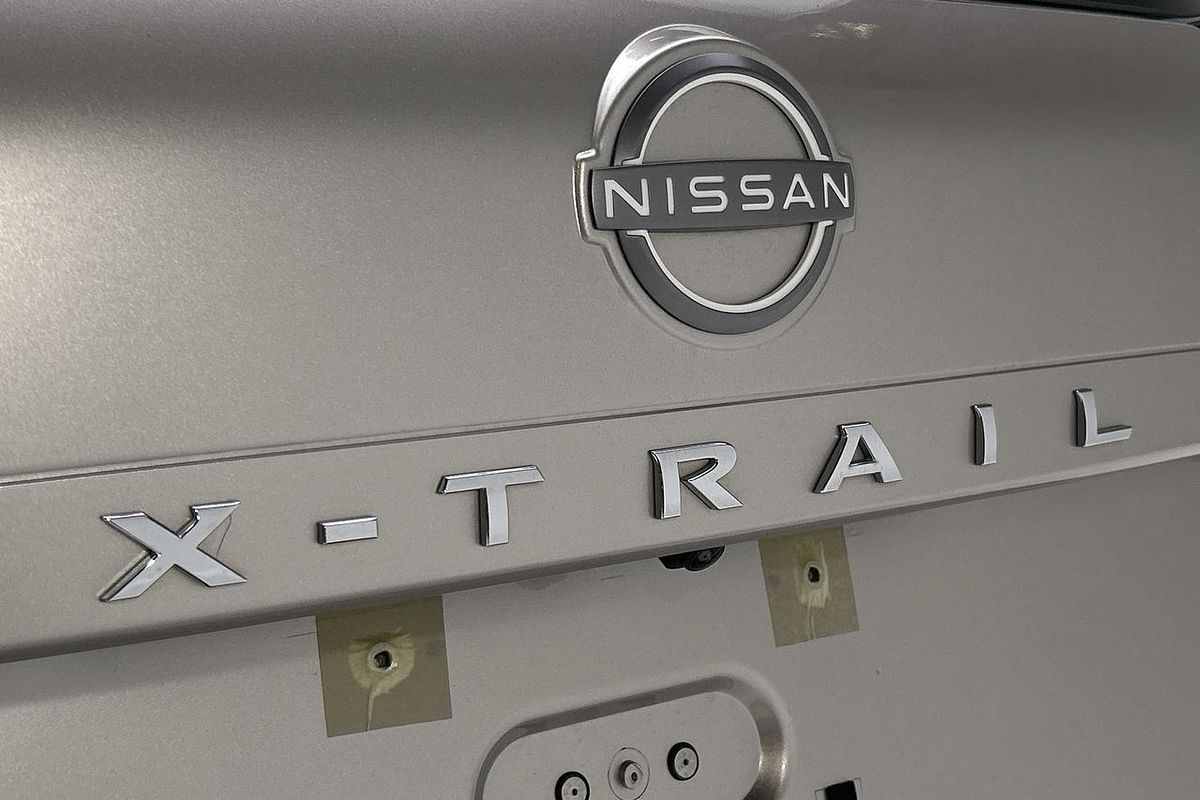 2023 Nissan X-TRAIL ST-L T33