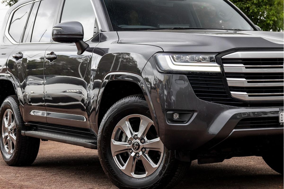 2023 Toyota Landcruiser VX FJA300R