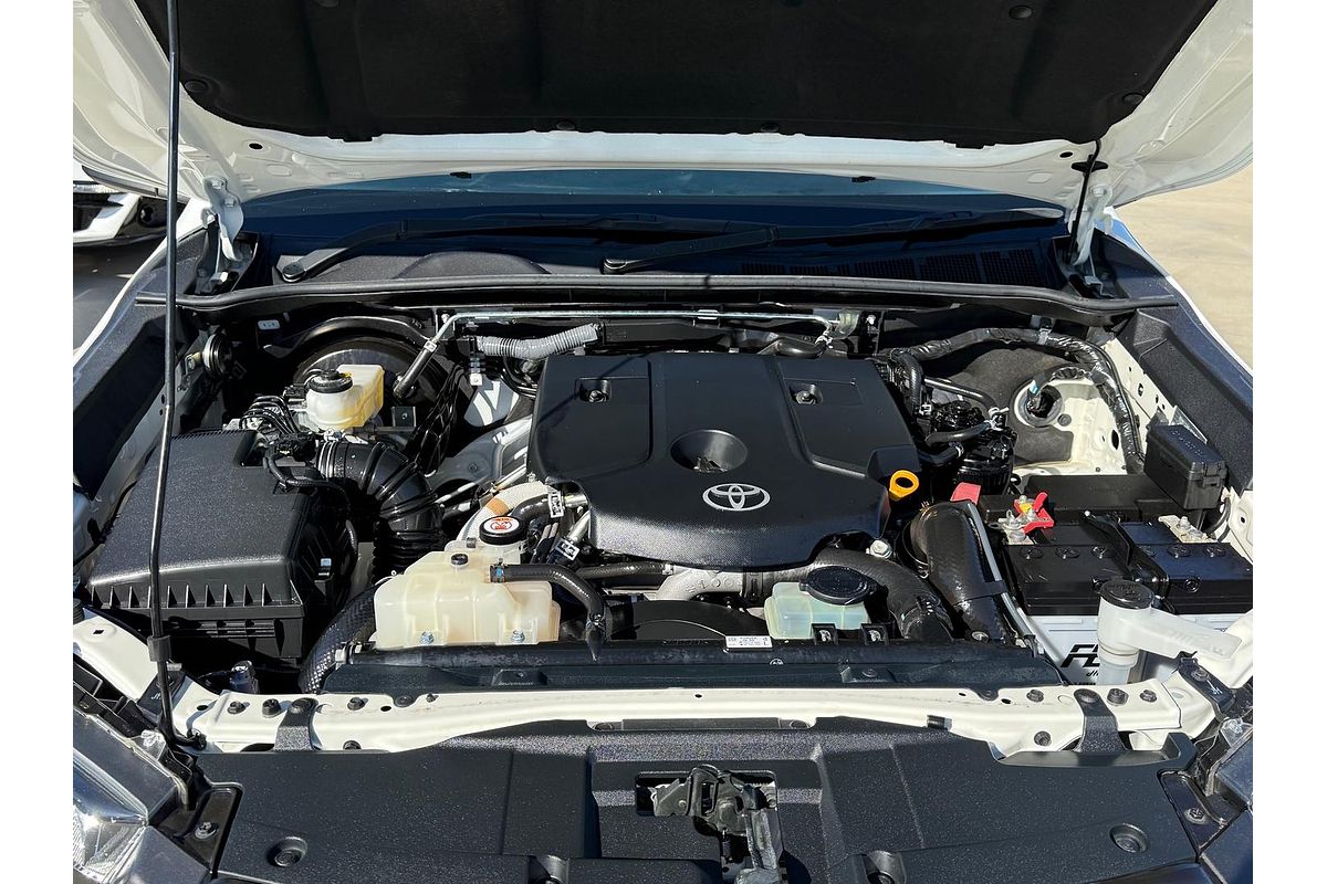 2020 Toyota Hilux SR GUN126R 4X4
