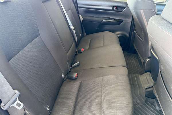 2020 Toyota Hilux SR GUN126R 4X4