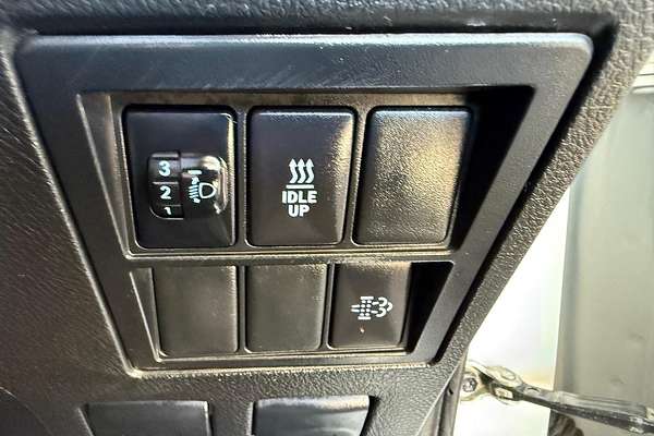 2020 Toyota Hilux SR GUN126R 4X4