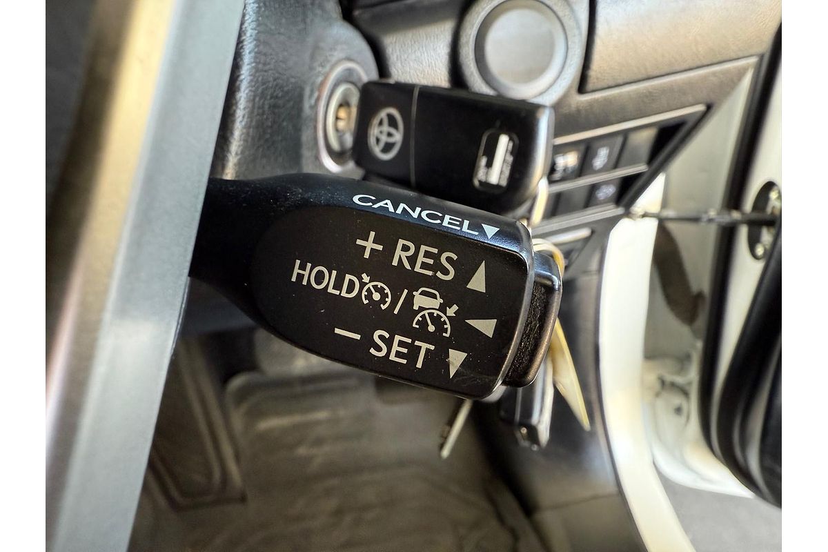 2020 Toyota Hilux SR GUN126R 4X4