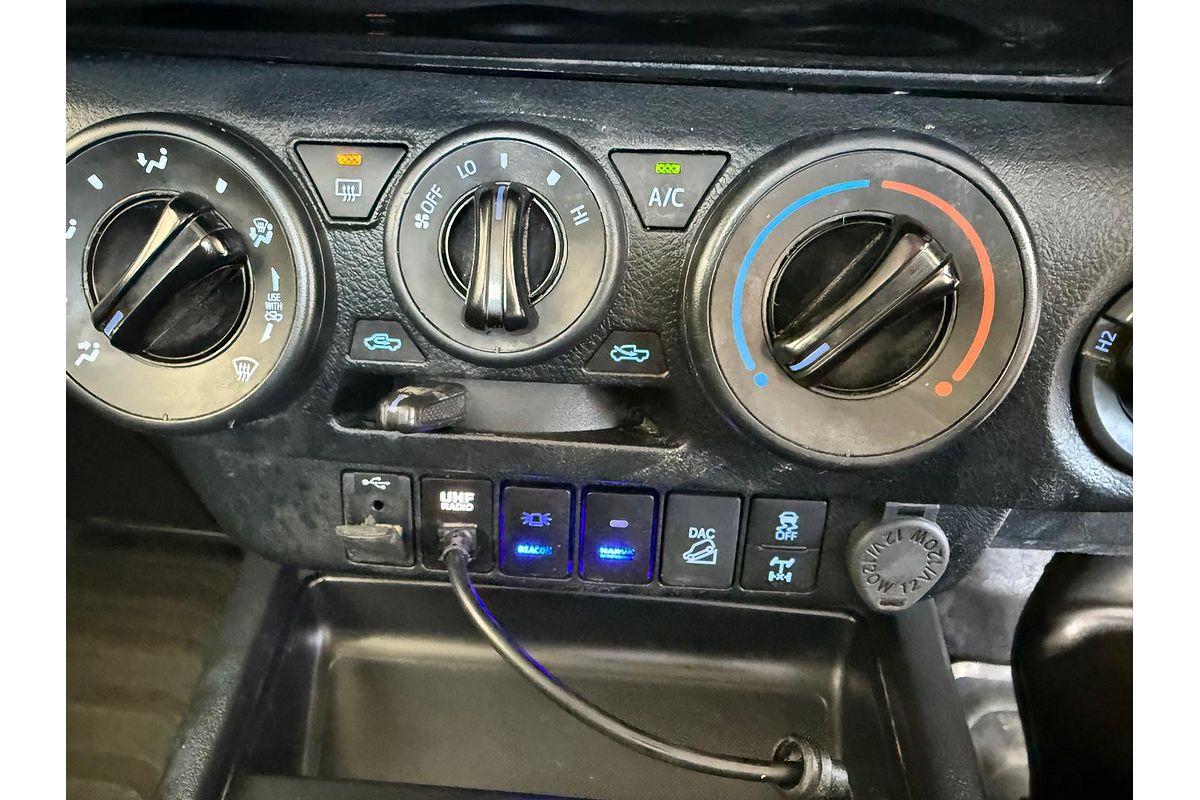2020 Toyota Hilux SR GUN126R 4X4