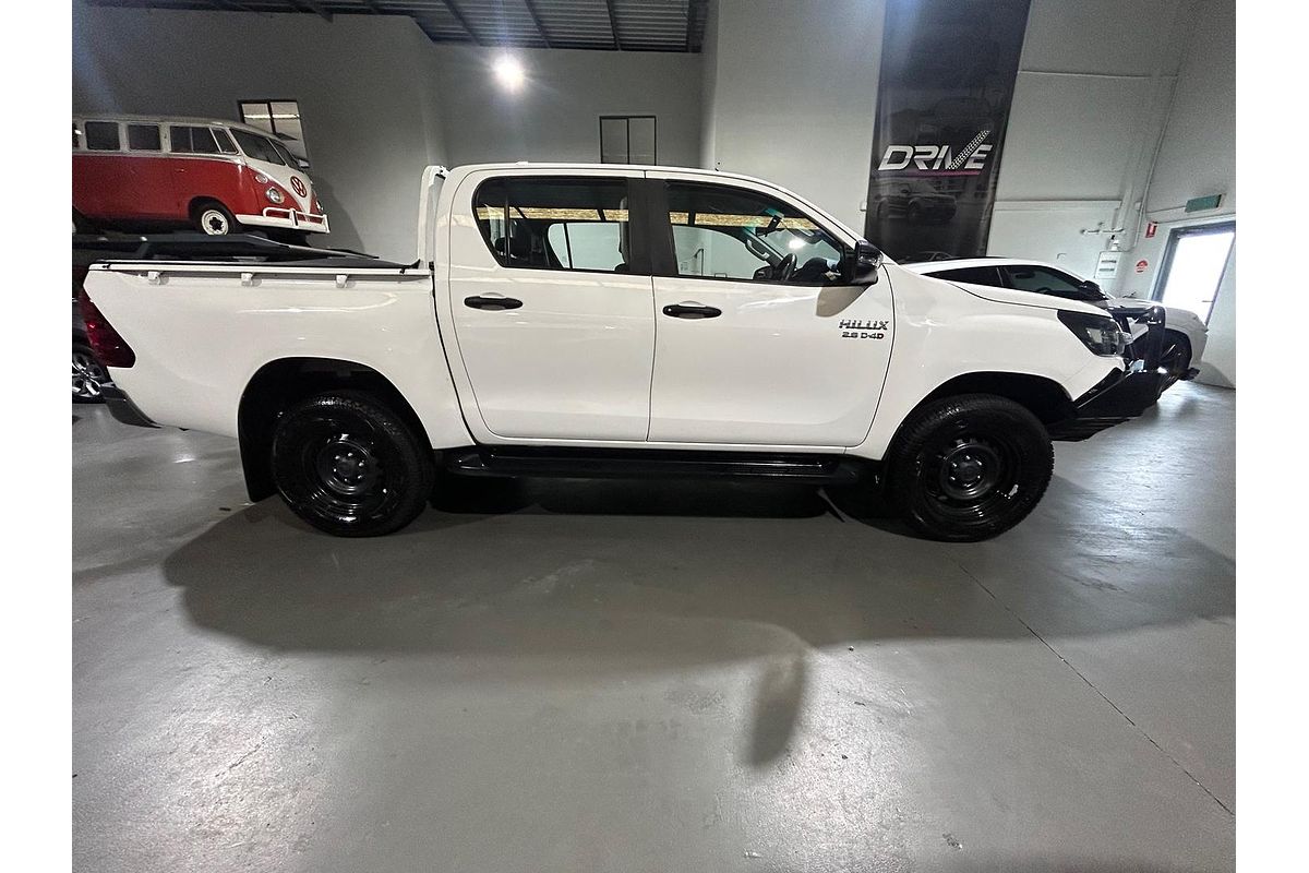 2021 Toyota Hilux SR GUN126R 4X4