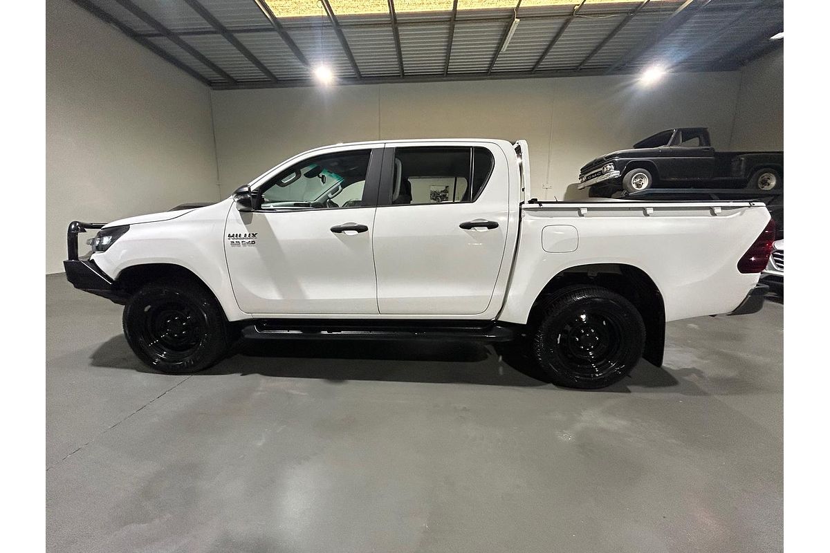 2021 Toyota Hilux SR GUN126R 4X4