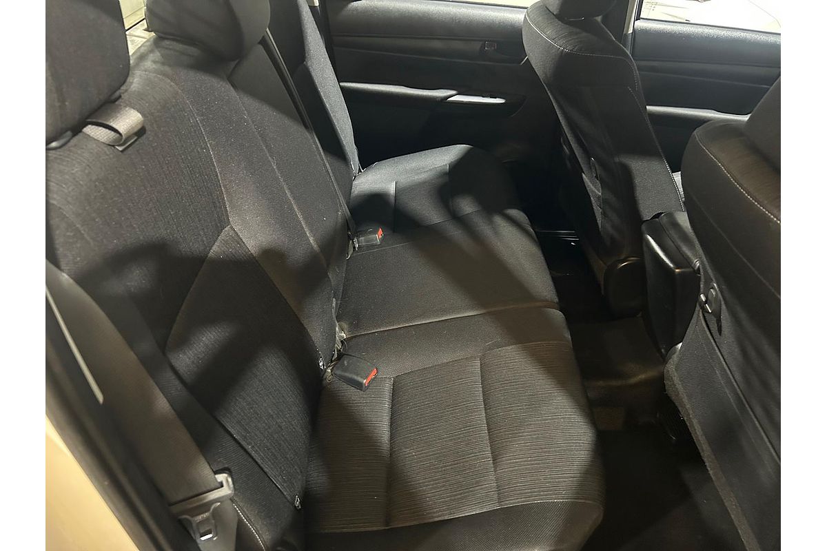2021 Toyota Hilux SR GUN126R 4X4