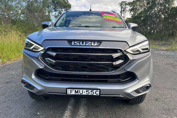 2022 Isuzu MU-X LS-T