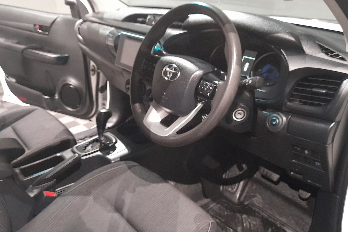 2020 Toyota Hilux SR GUN126R 4X4