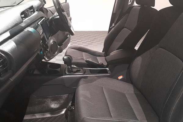2020 Toyota Hilux SR GUN126R 4X4