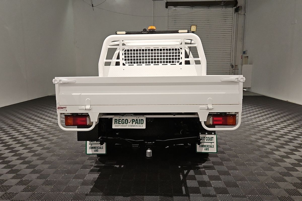 2017 Toyota Hilux SR GUN126R 4X4