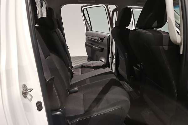 2017 Toyota Hilux SR GUN126R 4X4
